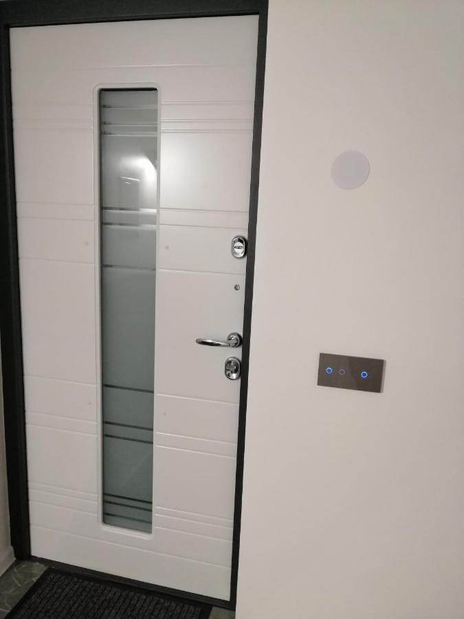 Luxury Apartment Private House And Parking Netflix Tartu Bagian luar foto
