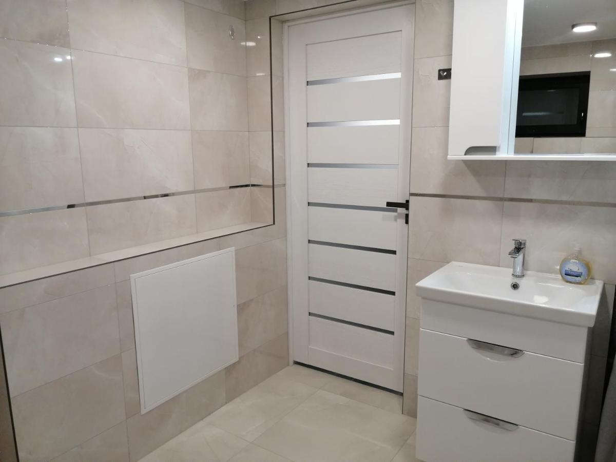 Luxury Apartment Private House And Parking Netflix Tartu Bagian luar foto