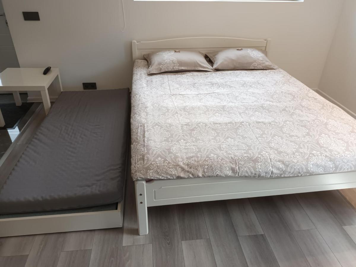 Luxury Apartment Private House And Parking Netflix Tartu Bagian luar foto